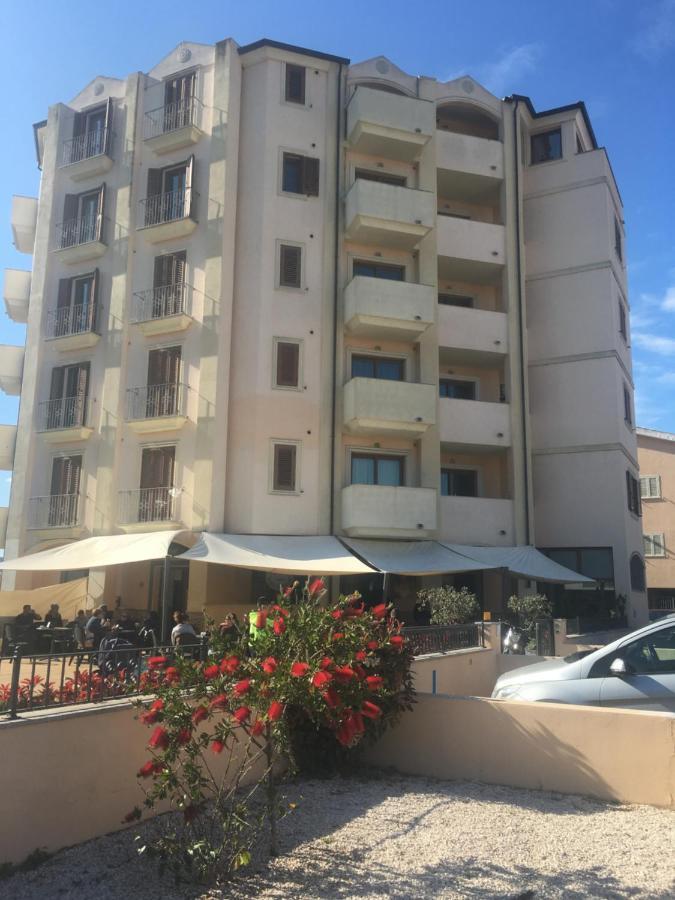 Boutique Apartment Vista Sul Parco Olbia Bagian luar foto